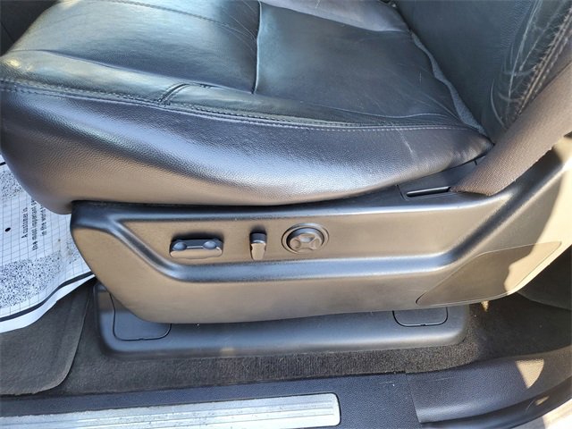 Used 2007 Chevrolet Suburban LTZ w/ LTZ Preferred Equipment Group image 24