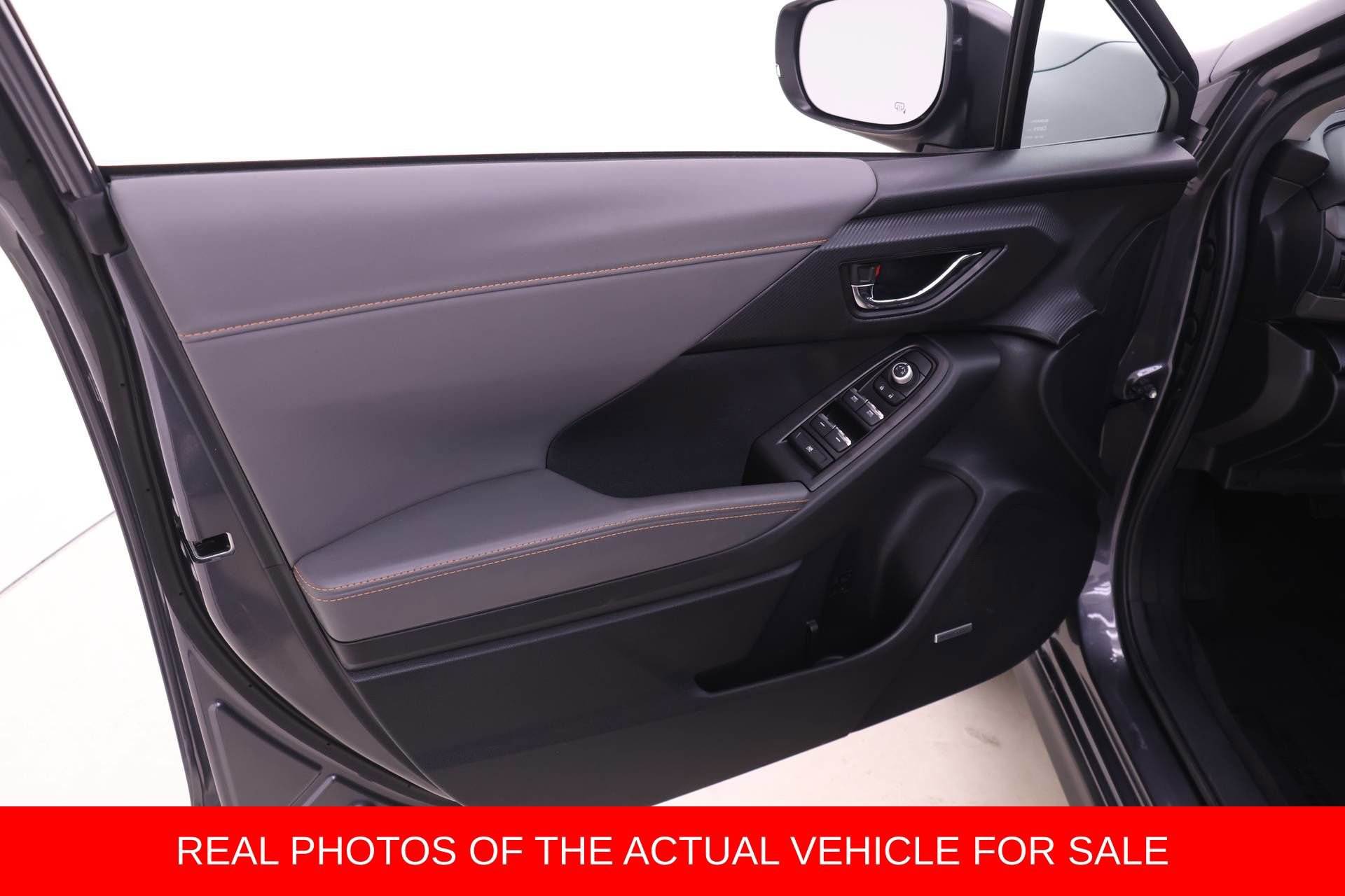 Used 2025 Subaru Crosstrek 2.5i Limited AWD/4WD image 8