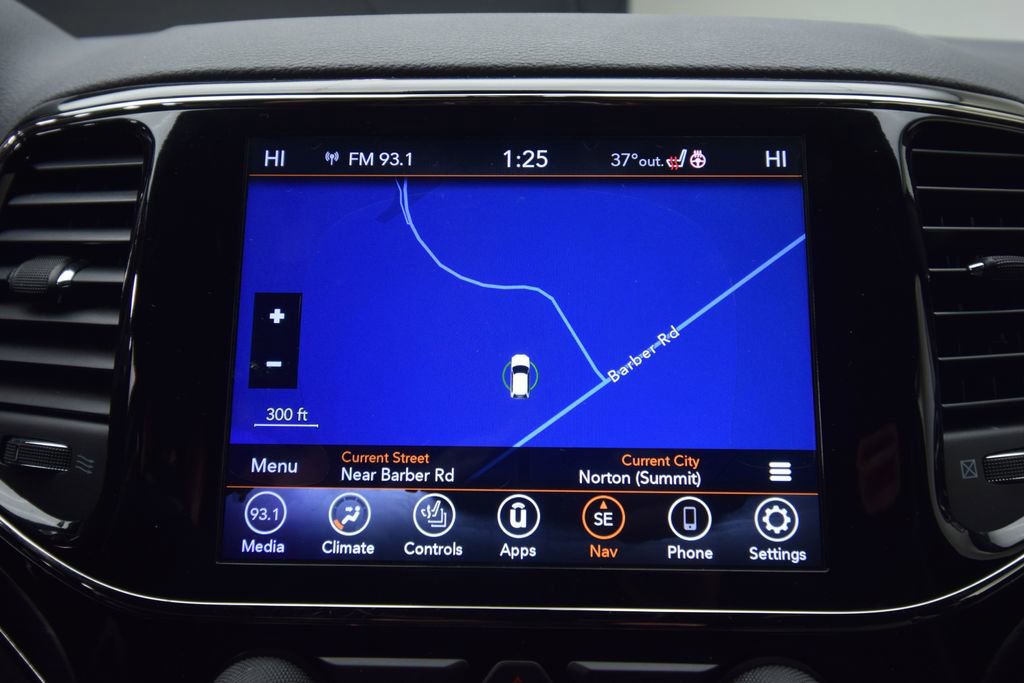 Used 2020 Jeep Grand Cherokee Limited X image 16