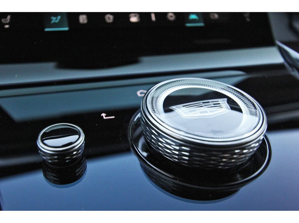 New 2026 Cadillac Escalade Luxury w/ Touring Package image 21