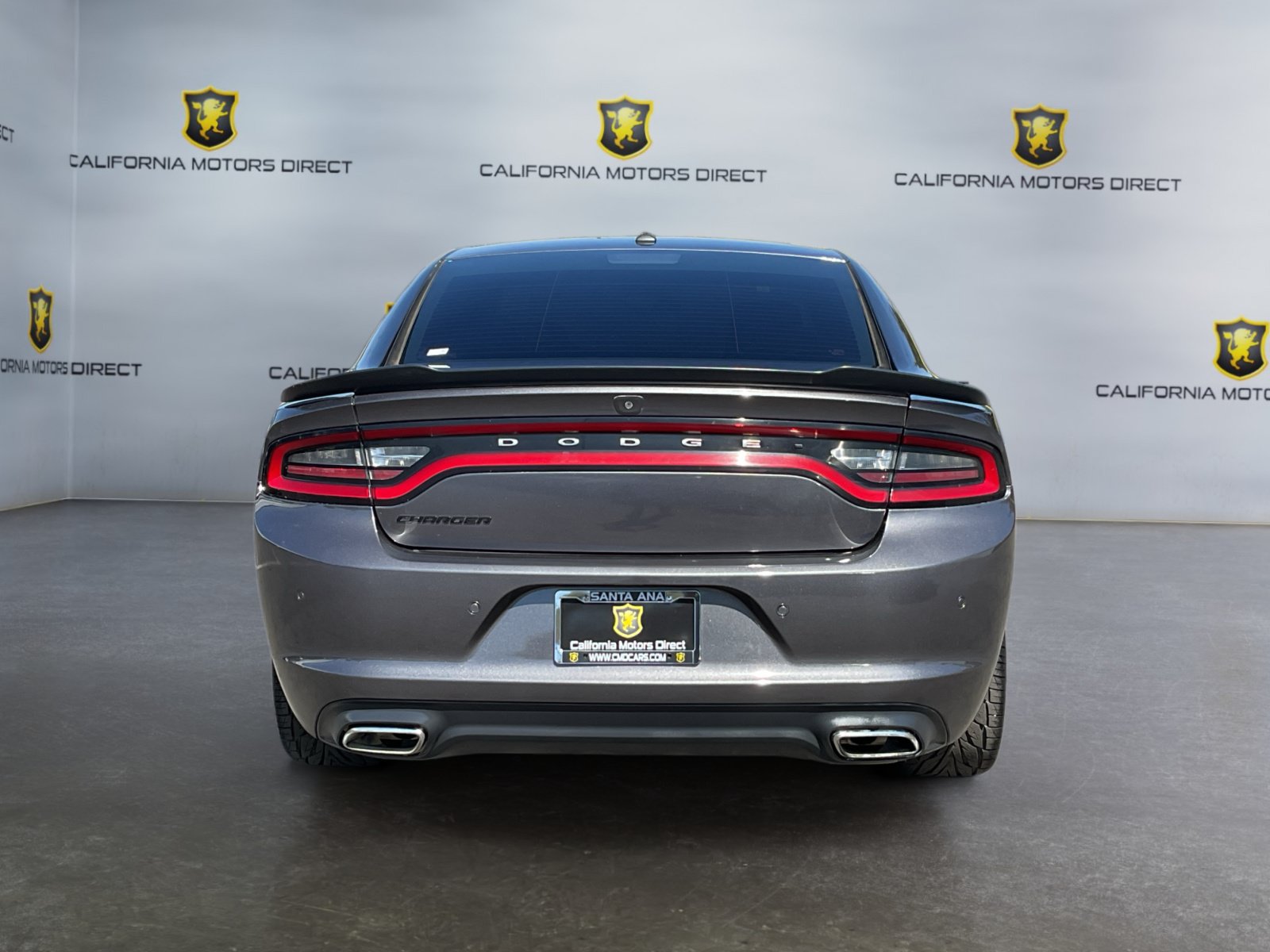 Used 2019 Dodge Charger SXT w/ Plus Group RWD image 6