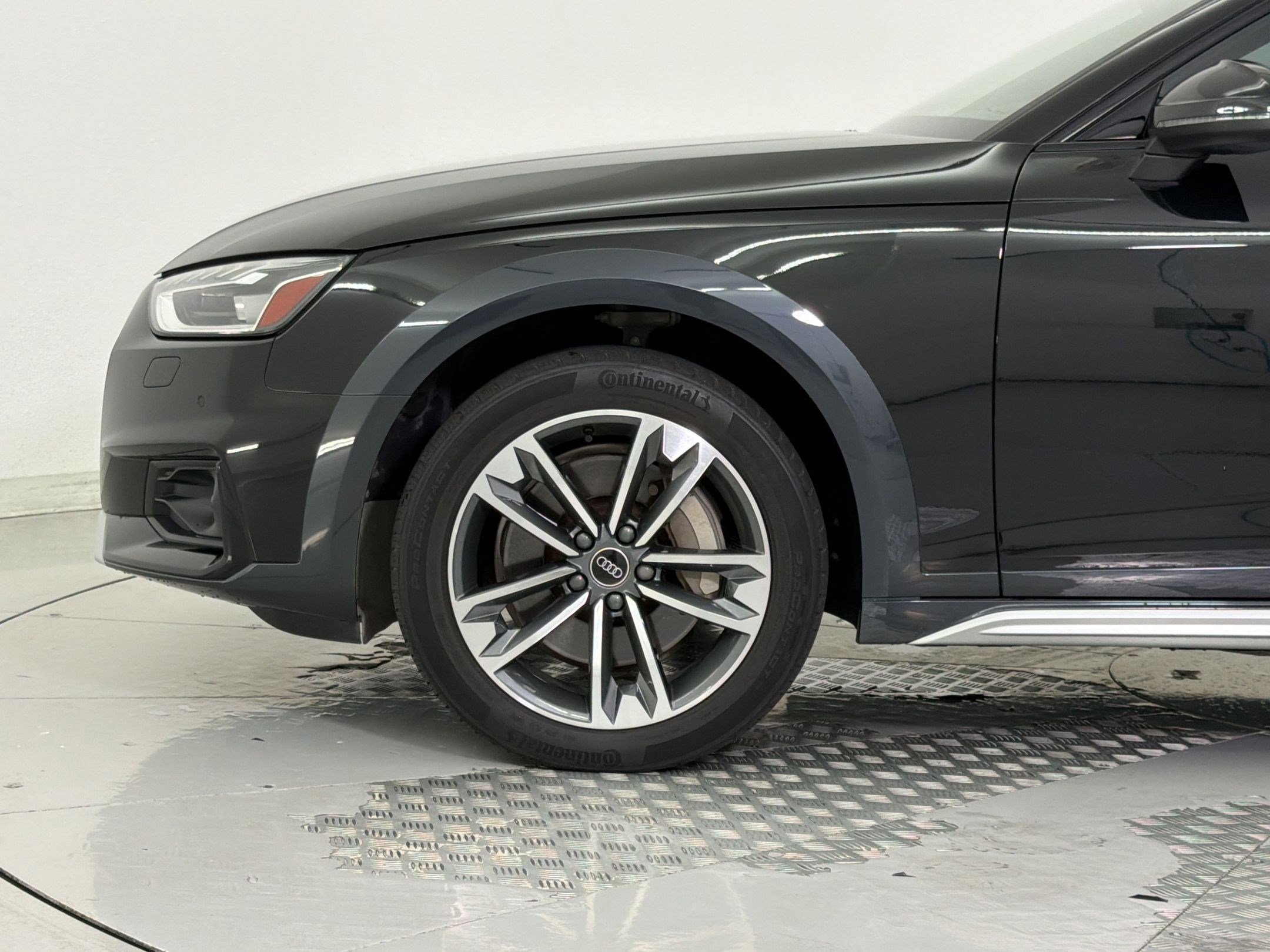 Used 2023 Audi A4 2.0T allroad Premium Plus w/ Premium Plus Package AWD/4WD image 22