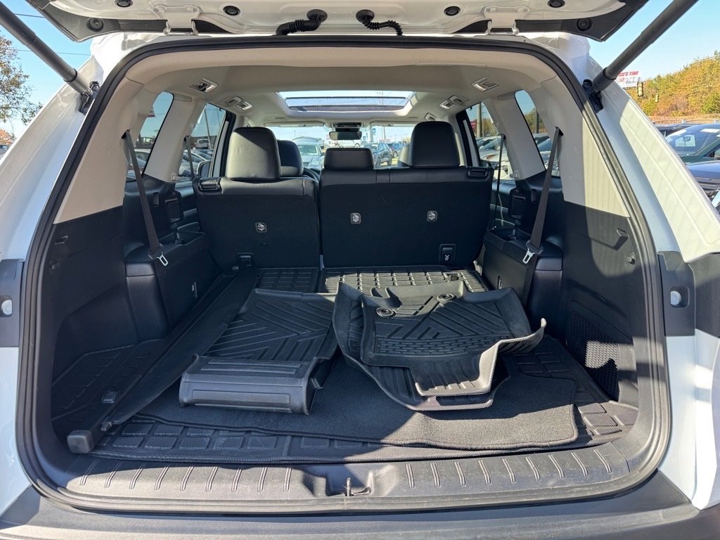 Used 2024 Toyota Grand Highlander XLE image 10