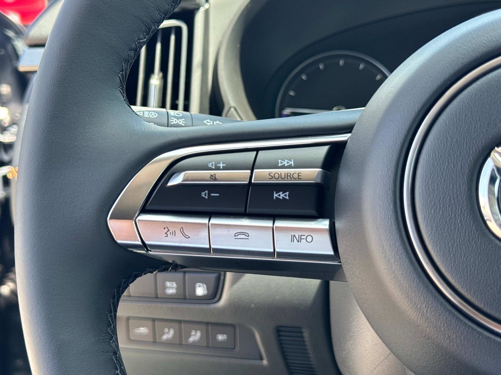 New 2025 MAZDA CX-50 2.5 Hybrid w/ Premium Plus Pkg image 10