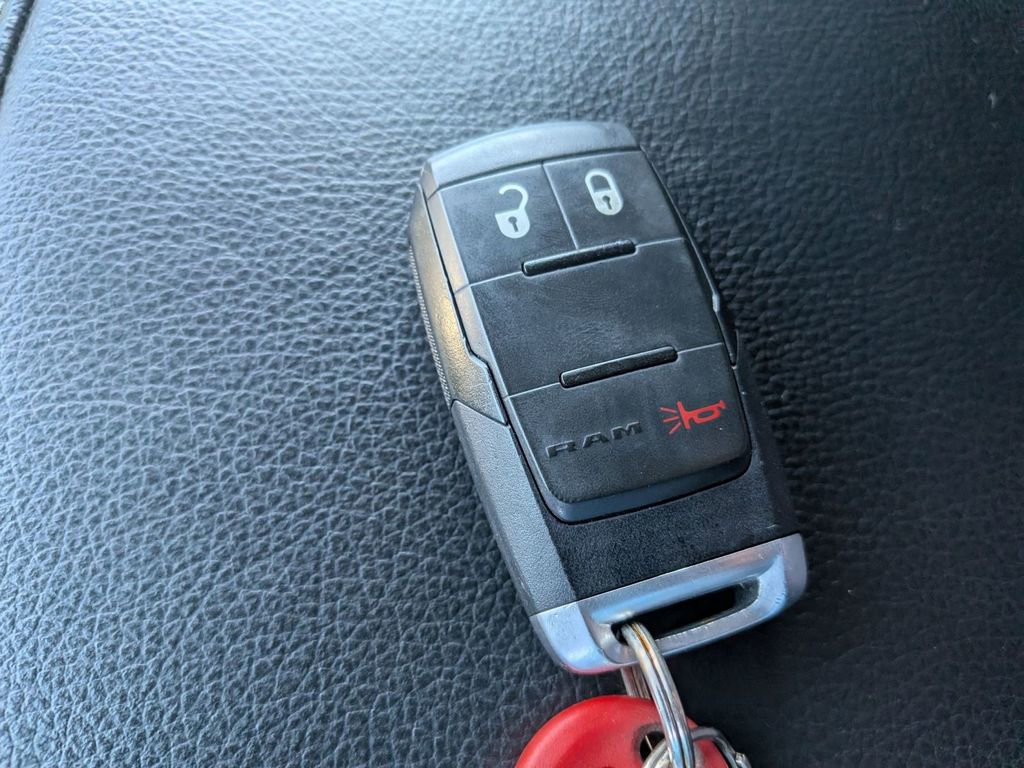 Used 2024 Chevrolet Silverado 1500 RST image 33