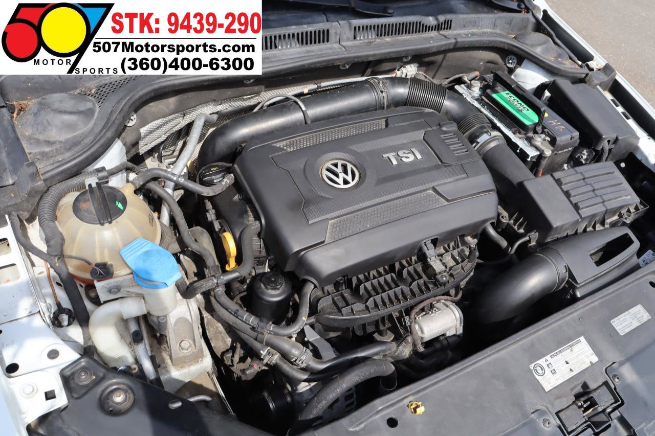 Used 2016 Volkswagen Jetta GLI SE FWD image 21