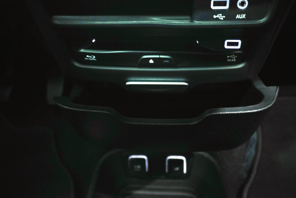 Used 2019 Chrysler Pacifica Touring-L FWD image 23