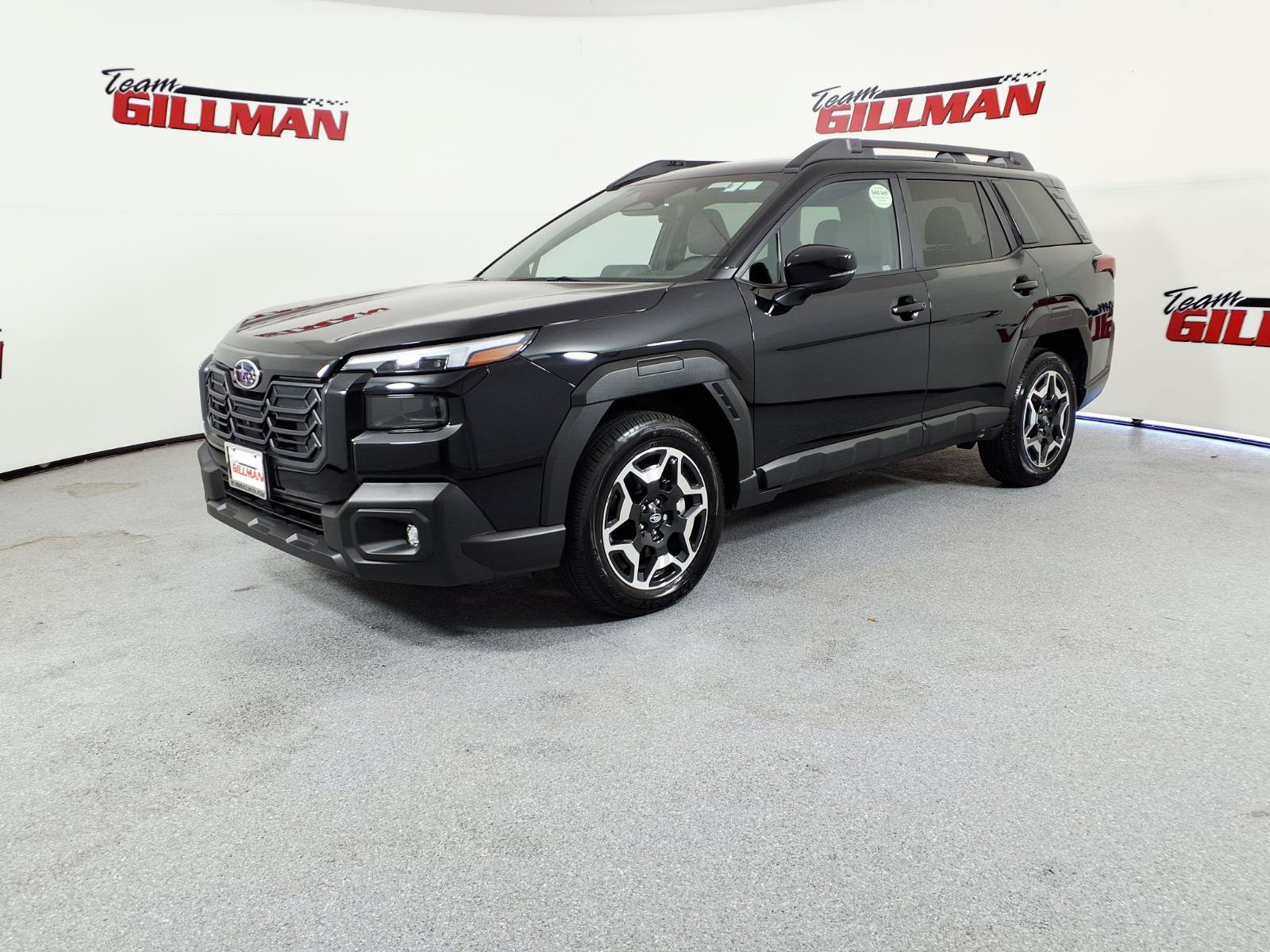 Used 2026 Subaru Outback Touring AWD/4WD image 3