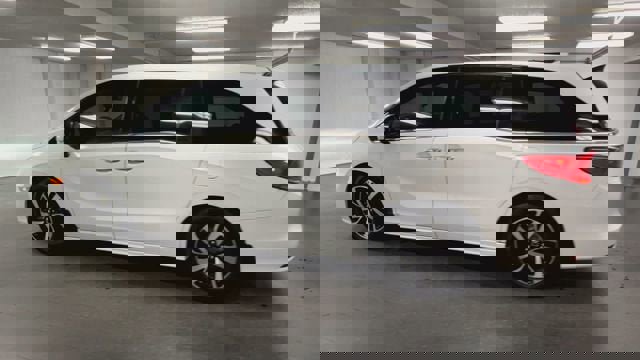 Used 2020 Honda Odyssey Elite image 6