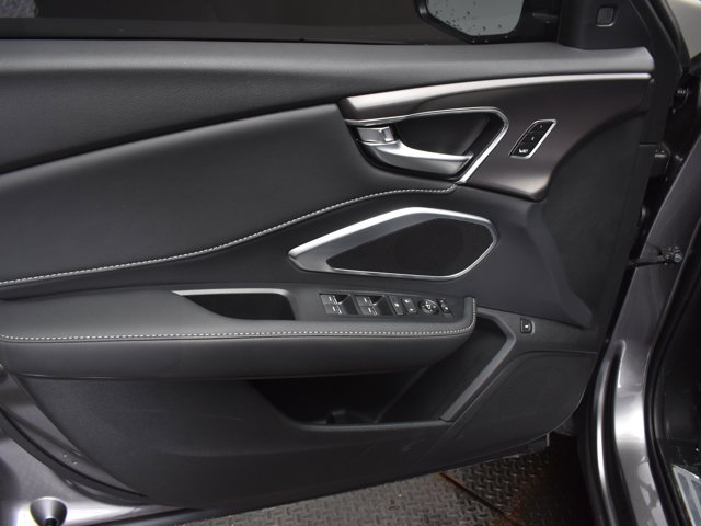 New 2026 Acura RDX SH-AWD image 7