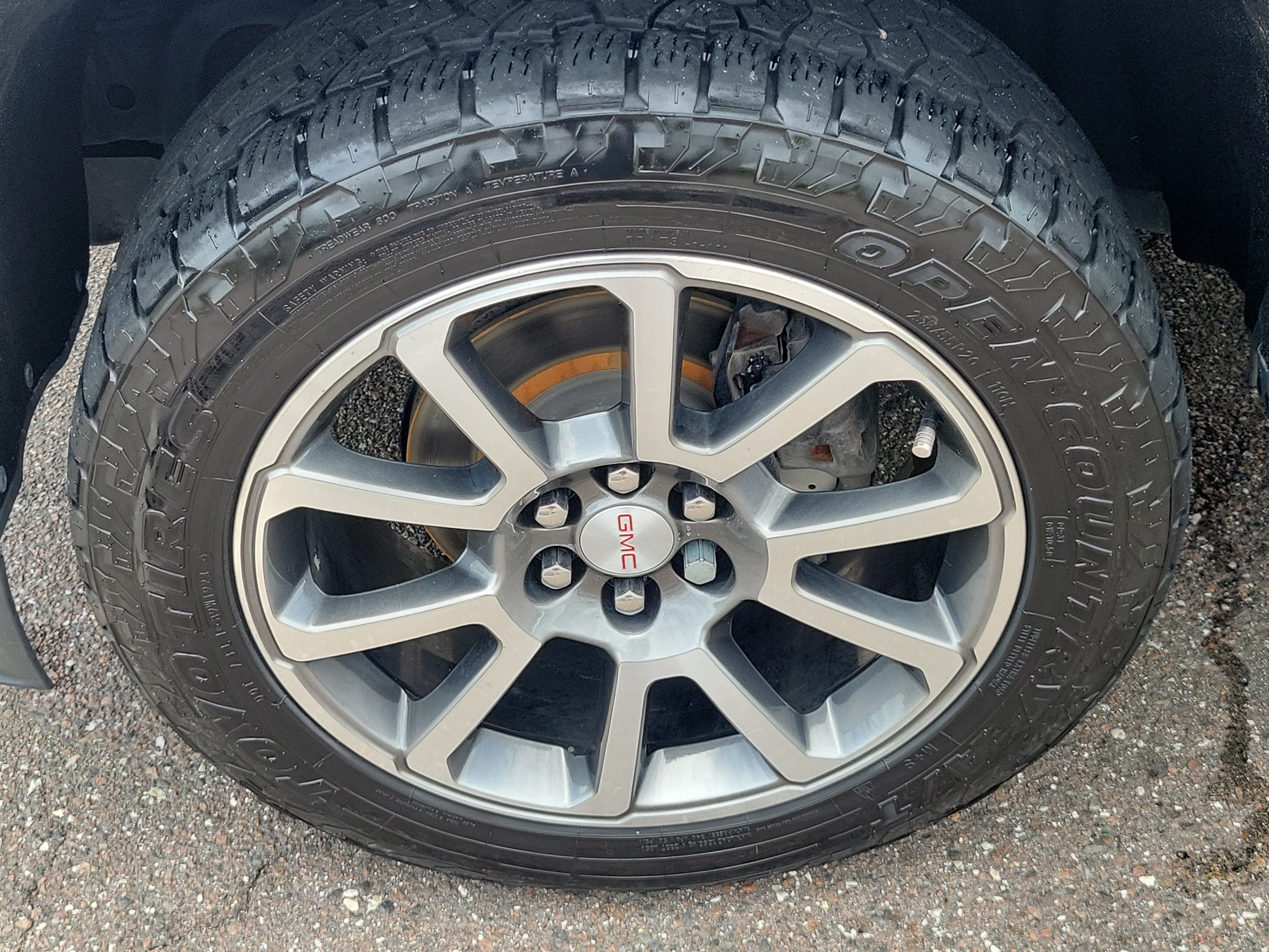 Used 2022 GMC Canyon Denali AWD/4WD image 9
