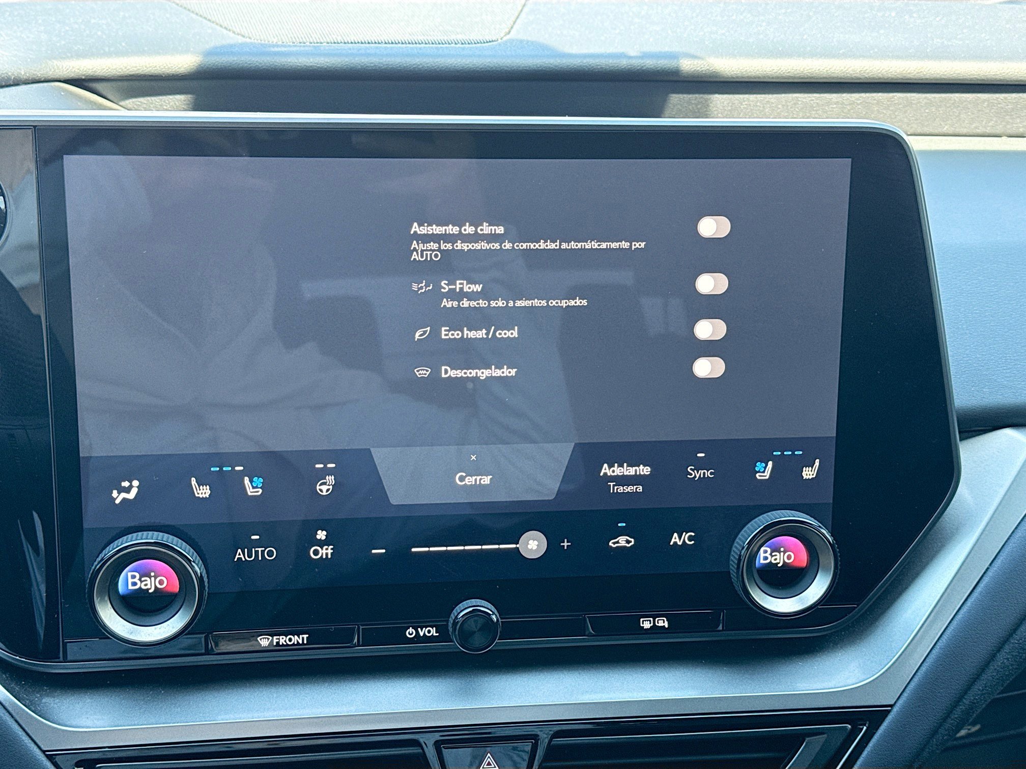 Used 2025 Lexus TX 500h AWD w/ Technology Package image 36