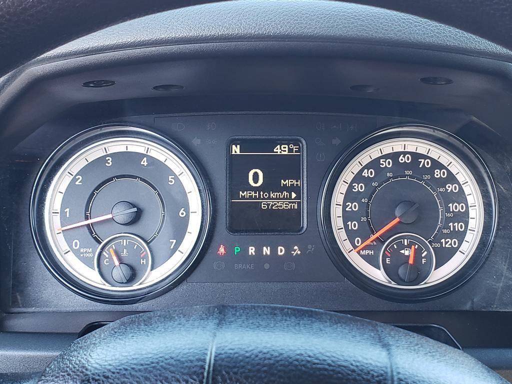 Used 2016 RAM 1500 Express image 40