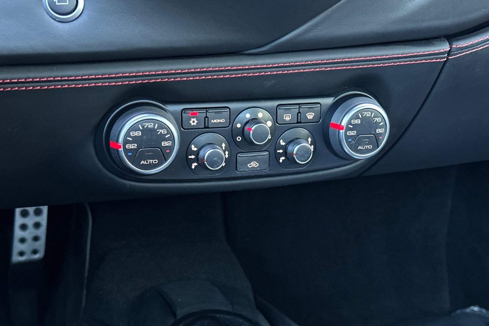 Used 2018 Ferrari 488 Spider image 23