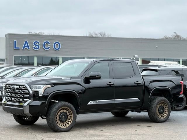 Used 2025 Toyota Tundra Platinum AWD/4WD image 1