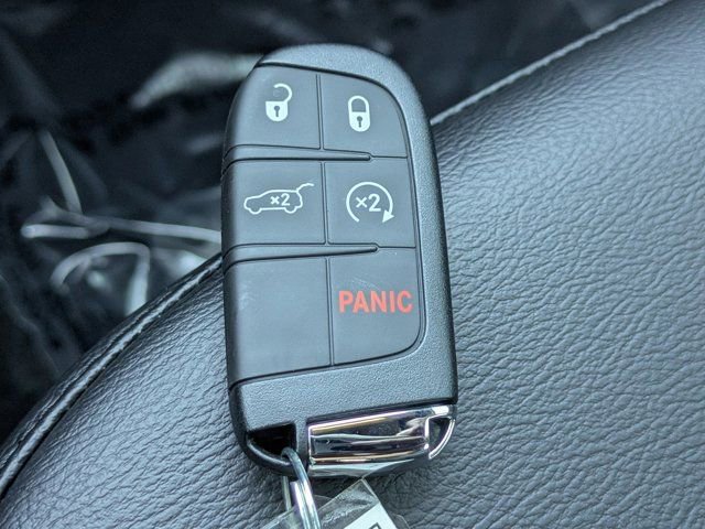 New 2026 Jeep Compass Latitude w/ Sun and Sound Group image 26