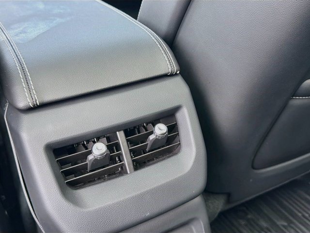 Certified 2025 Cadillac Optiq Sport 2 w/ LPO, Floor Liner Package AWD/4WD image 26