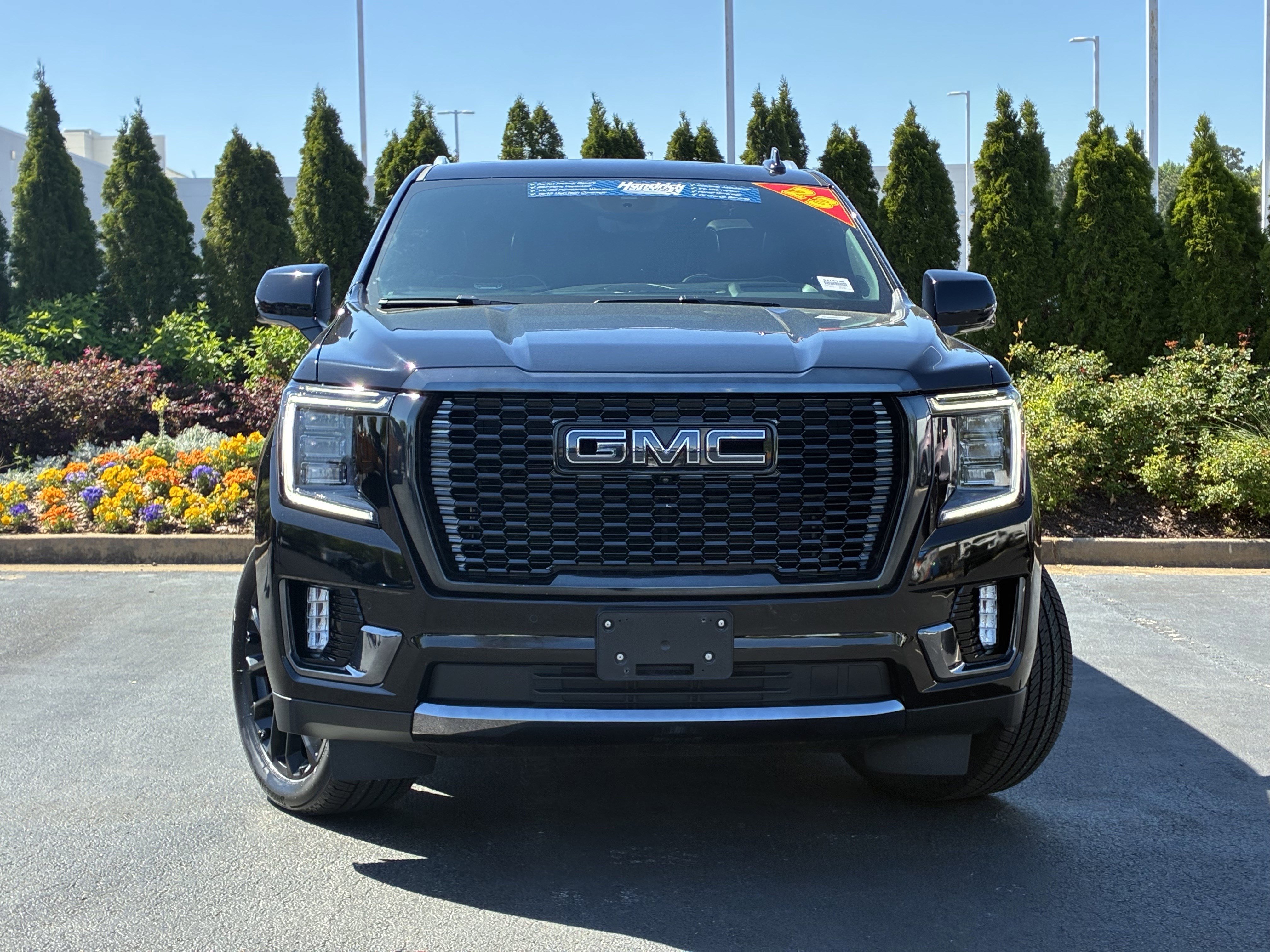 Used 2023 GMC Yukon XL Denali Ultimate image 5