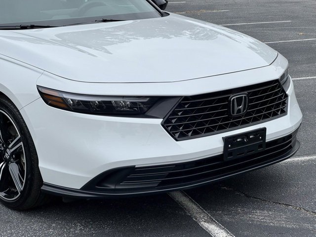 Used 2025 Honda Accord Sport image 13