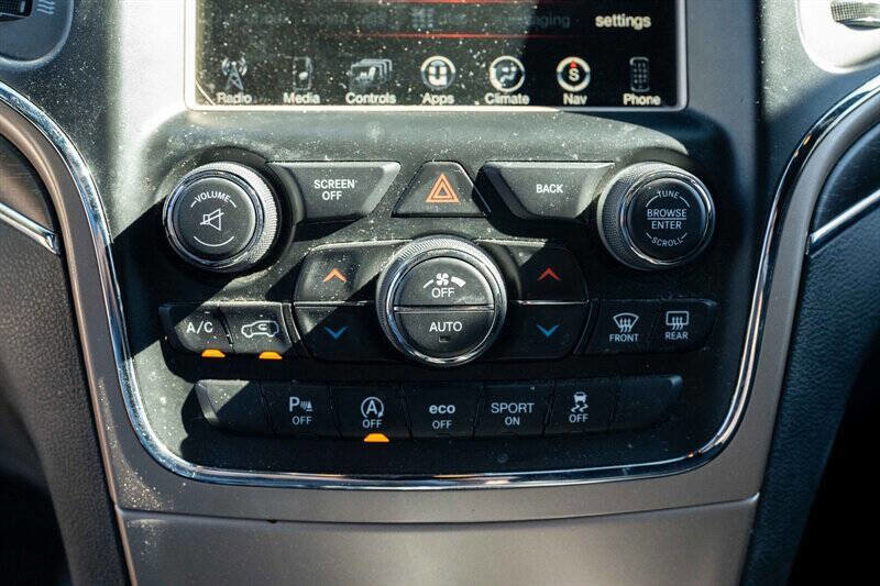 Used 2016 Jeep Grand Cherokee Limited image 19