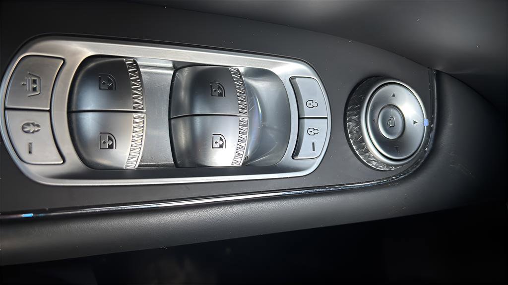 Used 2023 Genesis G90 3.5T AWD/4WD image 16