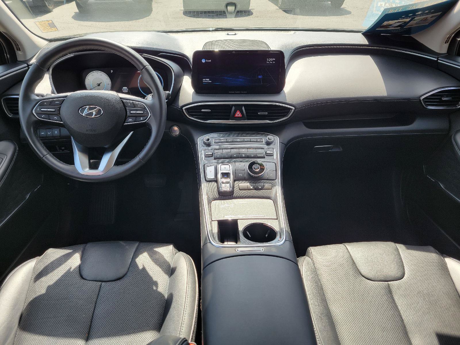 Used 2022 Hyundai Santa Fe SEL w/ Convenience + Premium Package FWD image 4