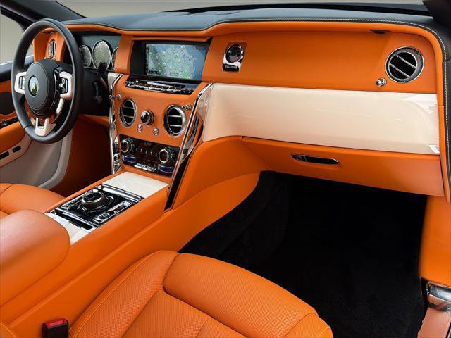 Certified 2021 Rolls-Royce Cullinan AWD/4WD image 26