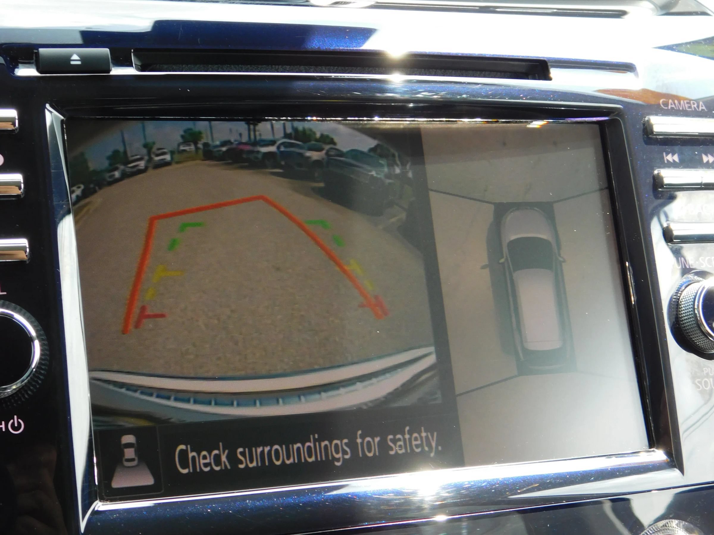 Used 2023 Nissan Murano SL FWD image 22