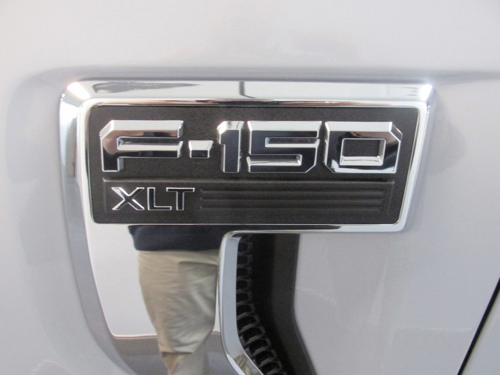 New 2025 Ford F150 XLT w/ Equipment Group 302A MID image 16