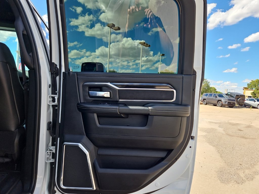 Certified 2022 RAM 3500 Laramie AWD/4WD image 24