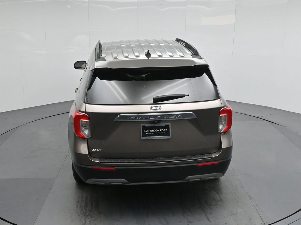 Used 2021 Ford Explorer XLT w/ Equipment Group 202A RWD image 40