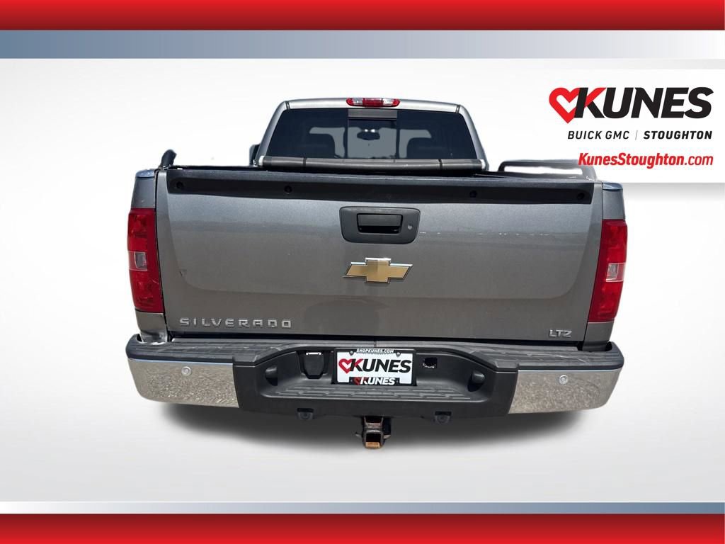 Used 2007 Chevrolet Silverado 1500 LTZ w/ Max Trailering Pack AWD/4WD image 8