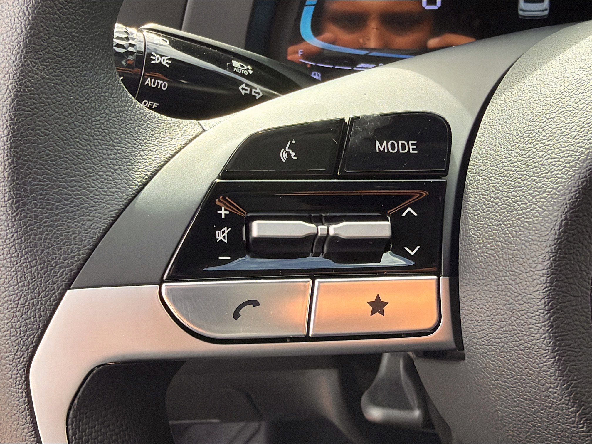 New 2026 Hyundai Elantra SE image 29