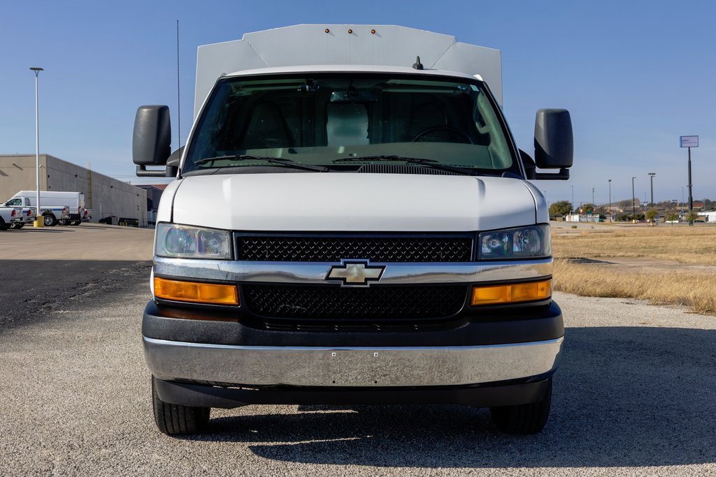 Used 2021 Chevrolet Express 3500 w/ Power Convenience Package image 2