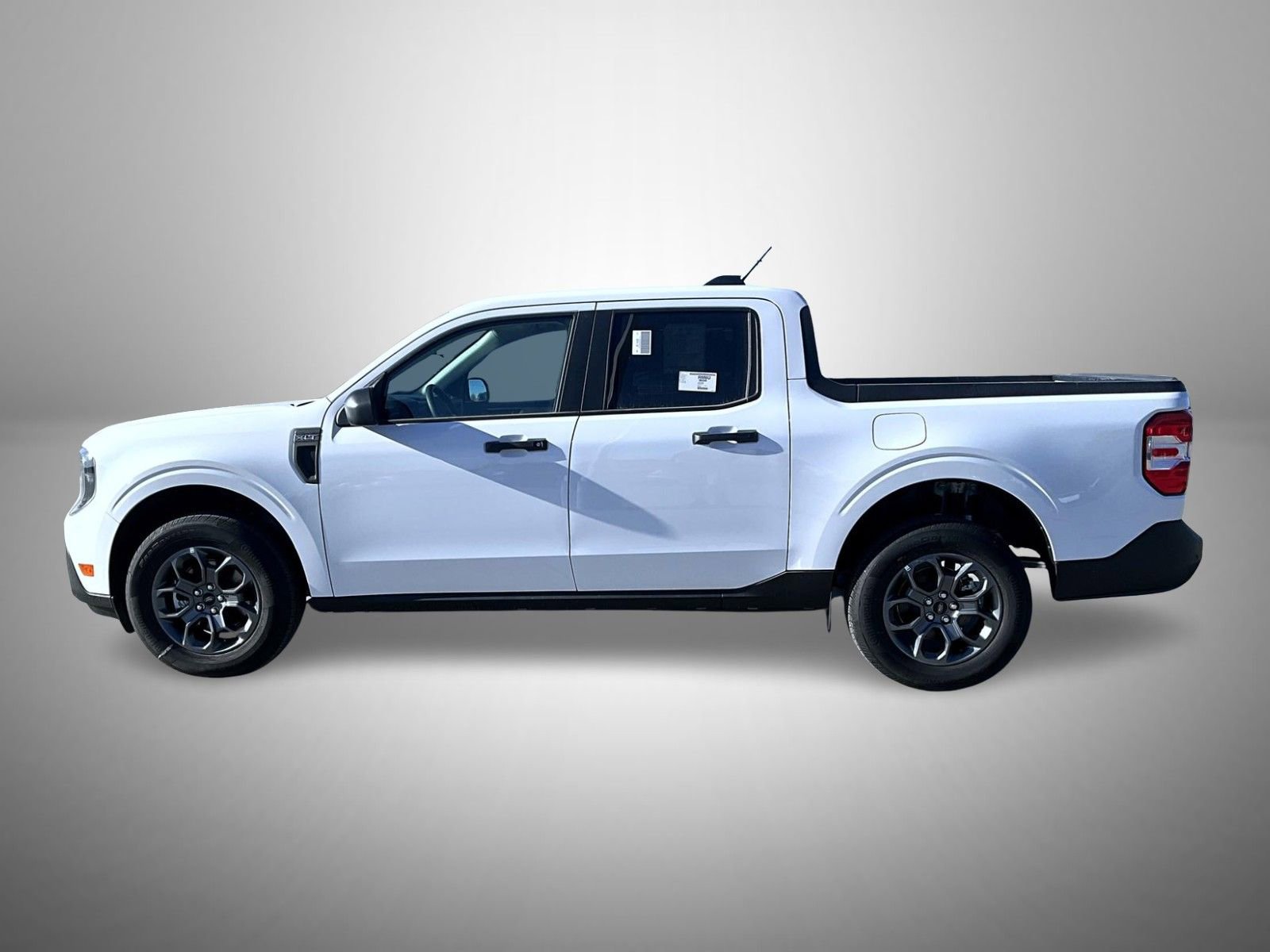 New 2025 Ford Maverick XLT image 8