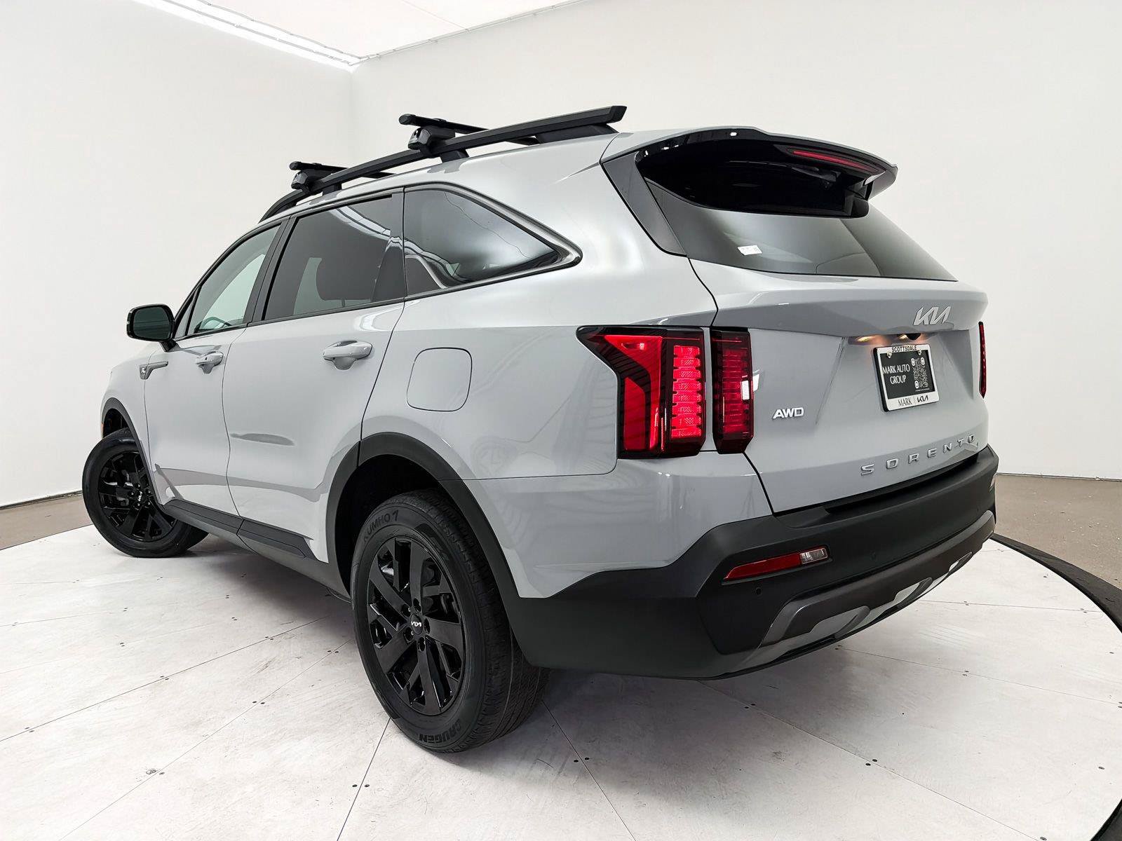 Used 2022 Kia Sorento S w/ Panoramic Sunroof Package AWD/4WD image 10