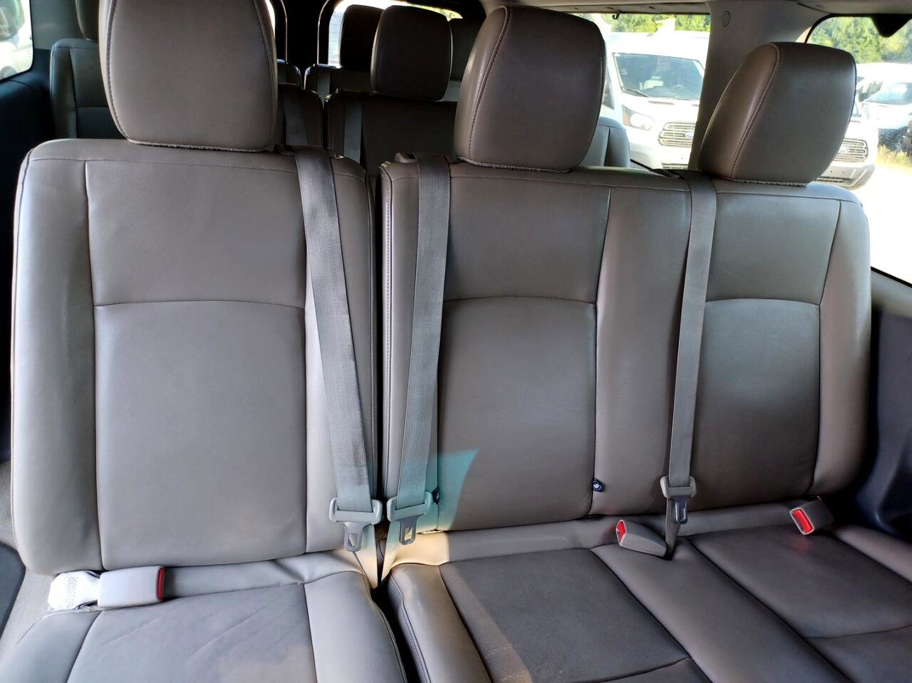 Used 2012 Nissan NV 3500 SL w/ Technology Pkg image 33