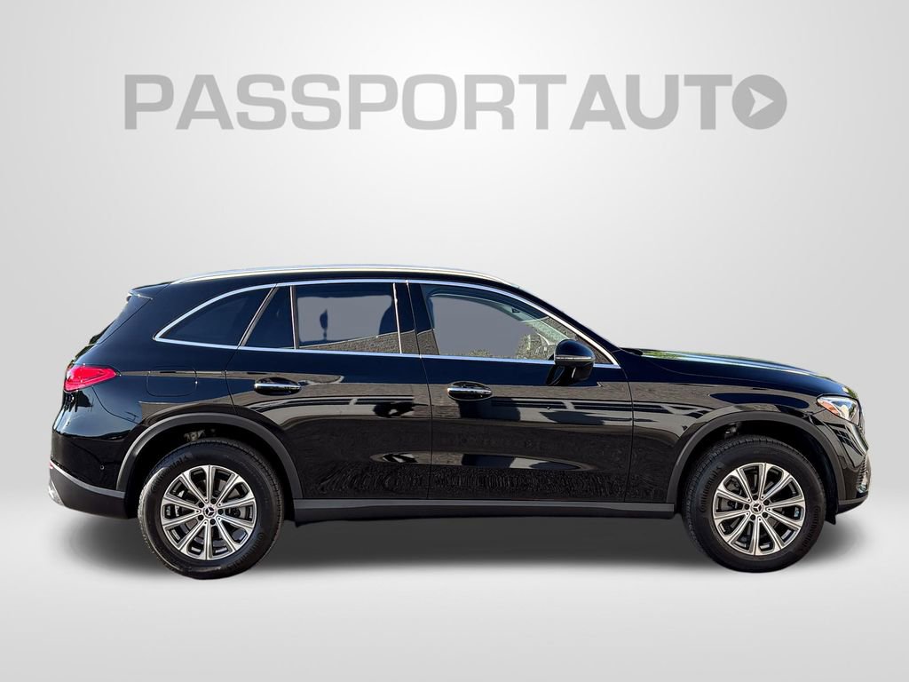 Used 2024 Mercedes-Benz GLC 300 4MATIC image 8
