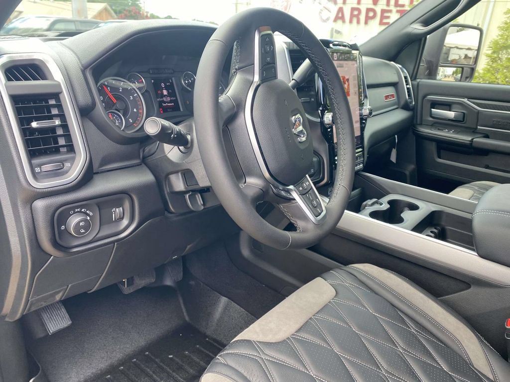 New 2026 RAM 3500 Big Horn AWD/4WD image 18