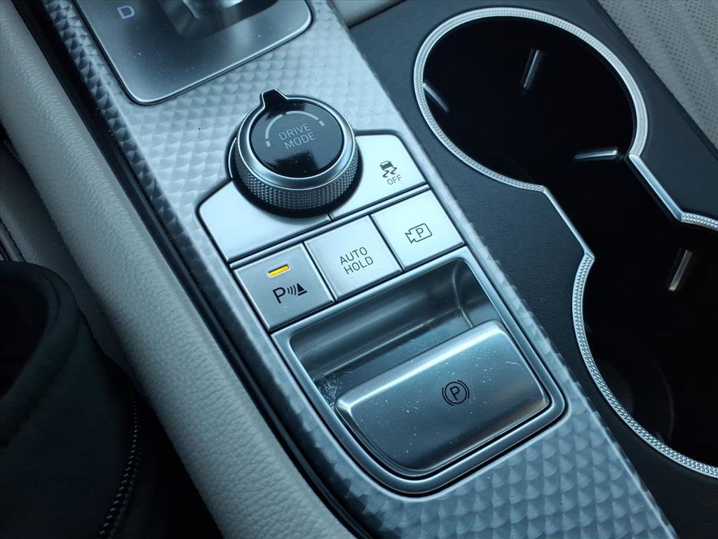 Certified 2023 Genesis G70 2.0T w/ Sport Prestige Package image 25