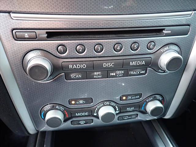 Used 2019 Nissan Pathfinder SL AWD/4WD image 22