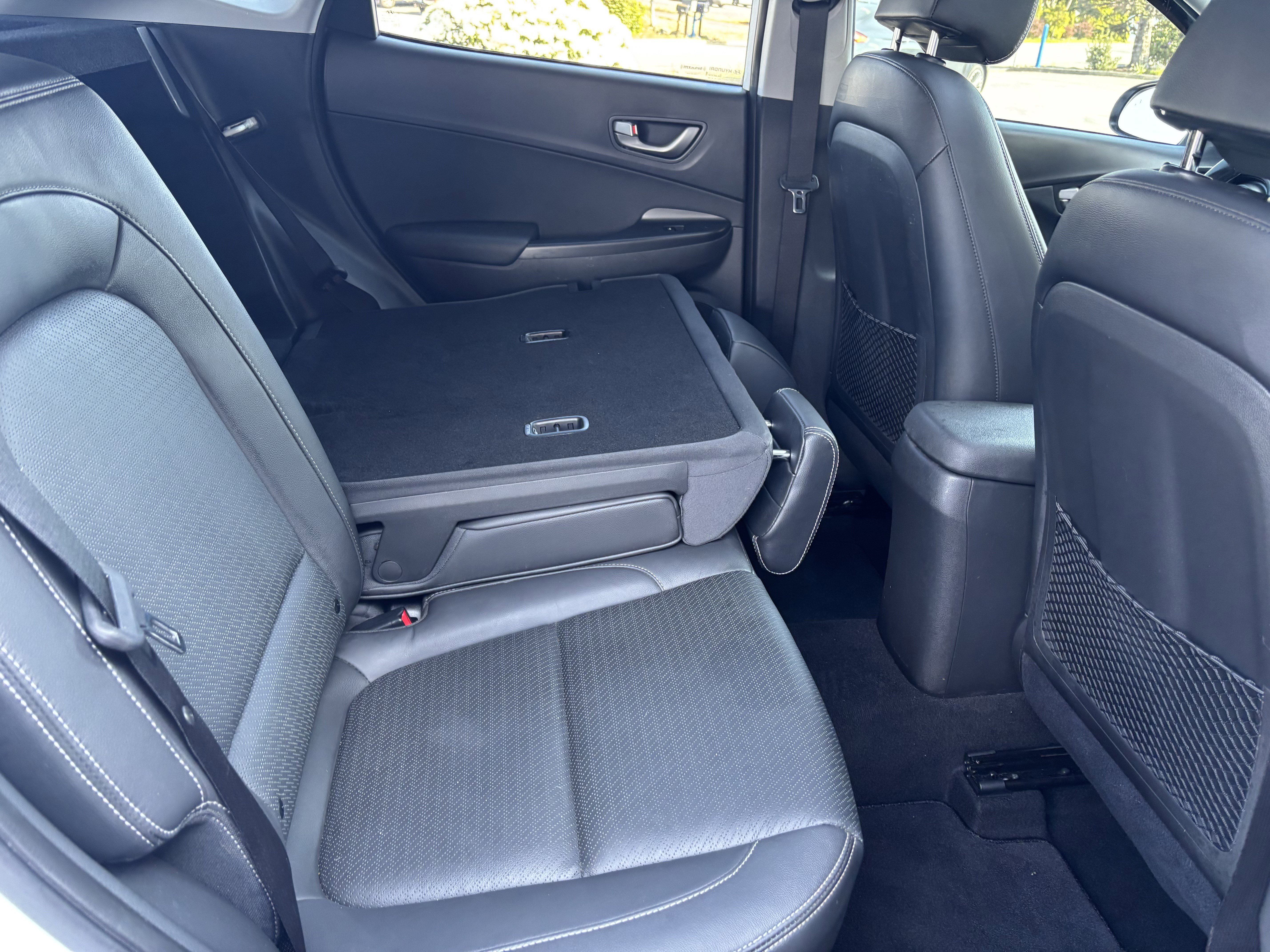 Used 2021 Hyundai Kona Limited AWD/4WD image 29