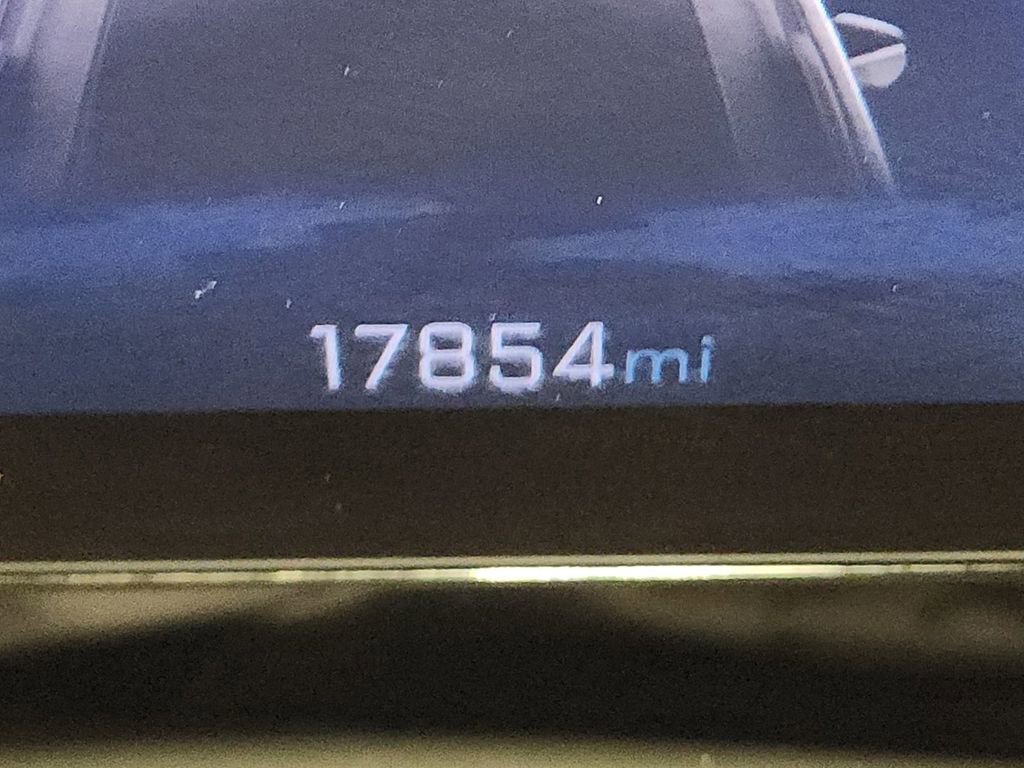 Certified 2024 Chevrolet Traverse RS w/ LPO, Floor Liner Package image 16