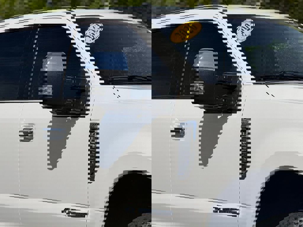 Used 2020 Ford F250 Lariat w/ Chrome Package image 8