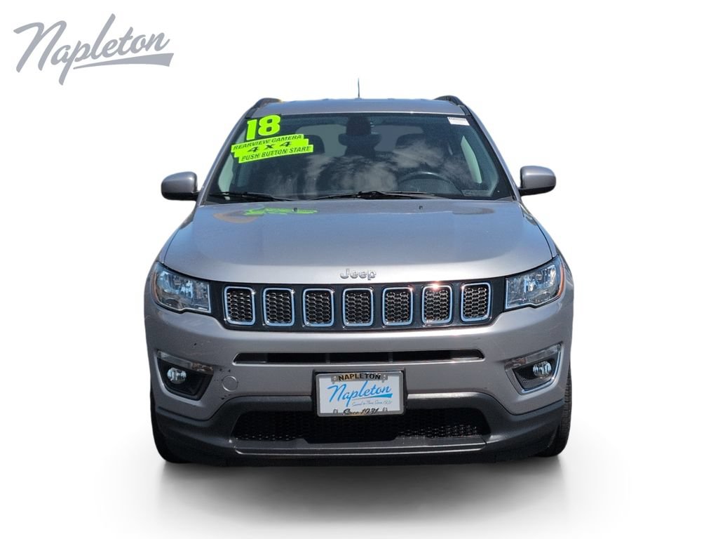 Used 2018 Jeep Compass Latitude FWD image 9