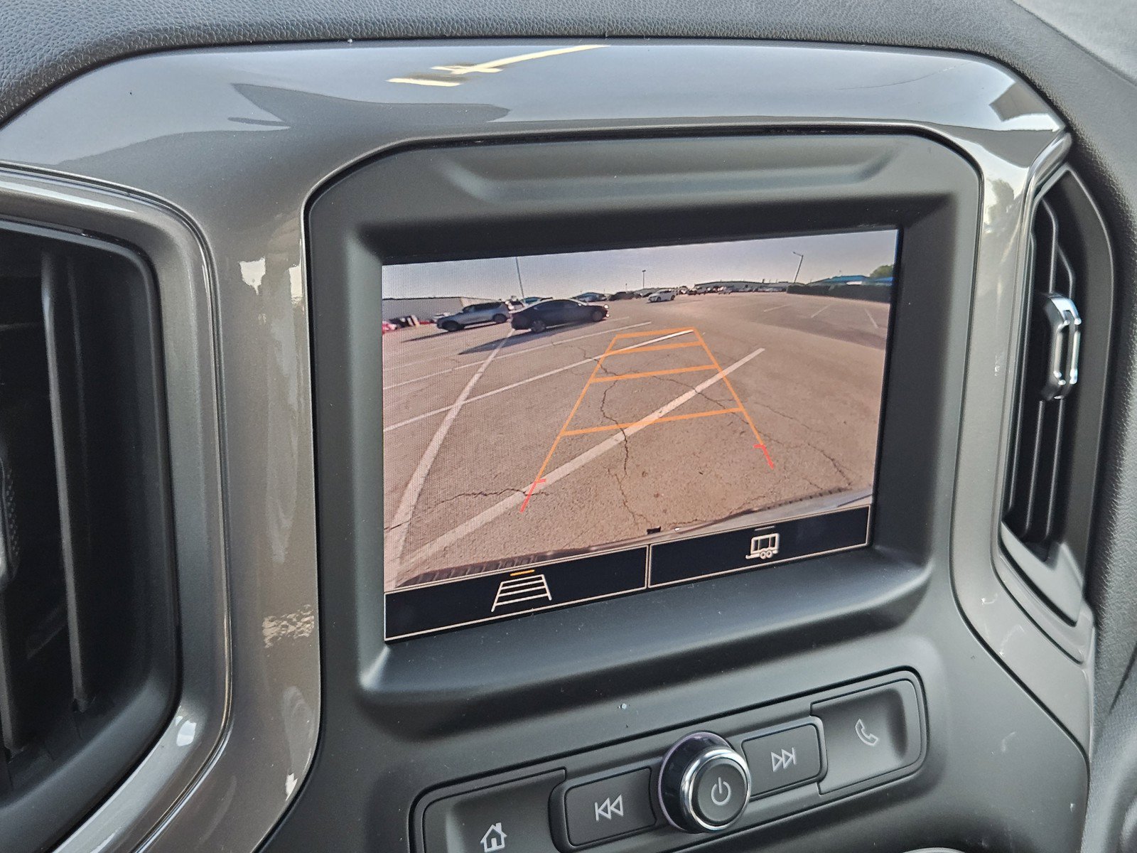 New 2026 Chevrolet Silverado 1500 Custom Trail Boss w/ LPO, Dark Essentials Package AWD/4WD image 14