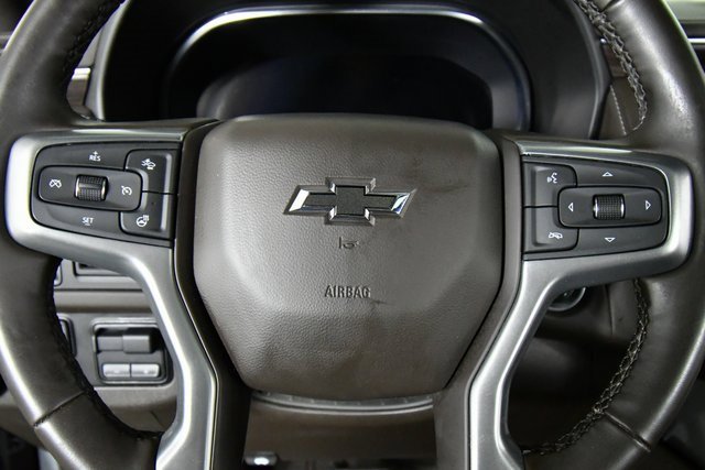 Used 2024 Chevrolet Tahoe Z71 w/ Luxury Package image 2