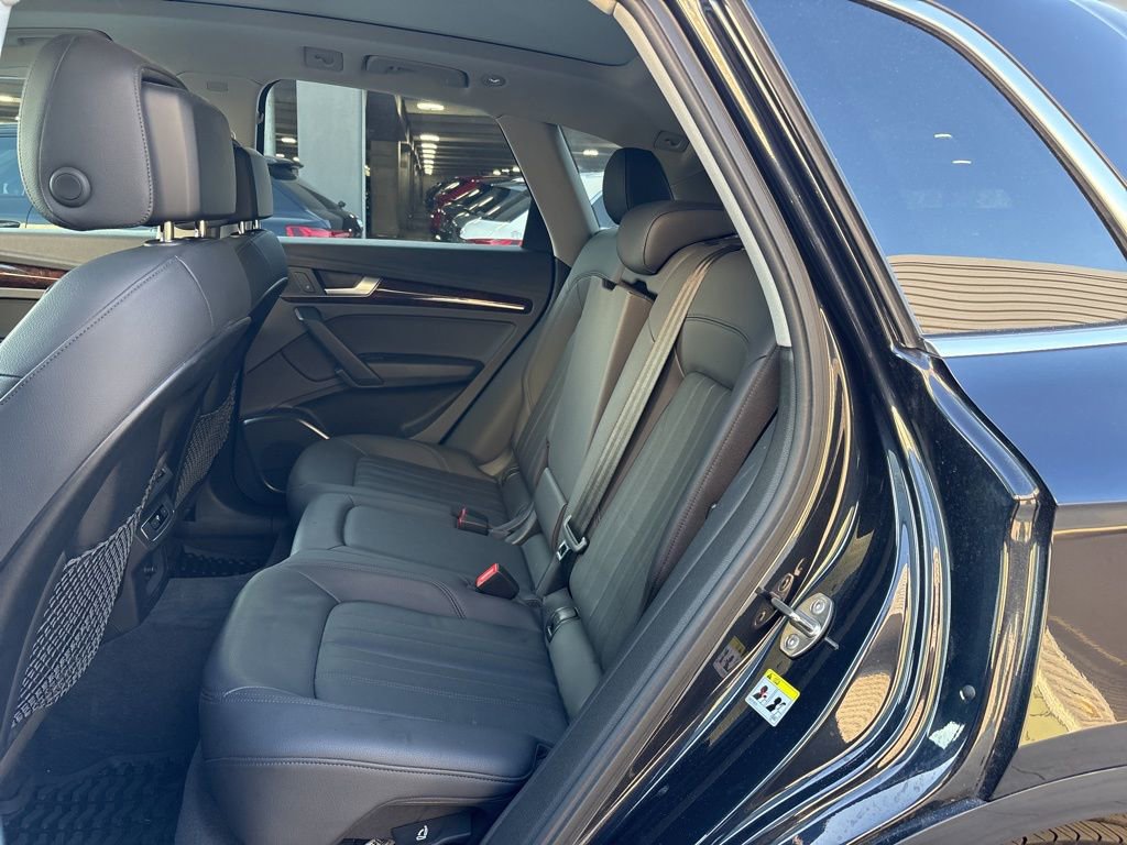 Used 2020 Audi Q5 2.0T Premium image 14