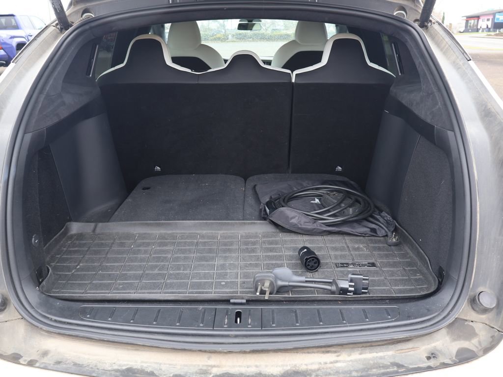 Used 2020 Tesla Model X Long Range image 6