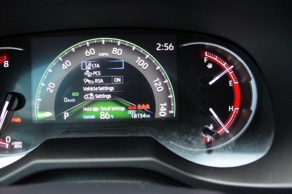 Used 2025 Toyota RAV4 LE FWD image 19